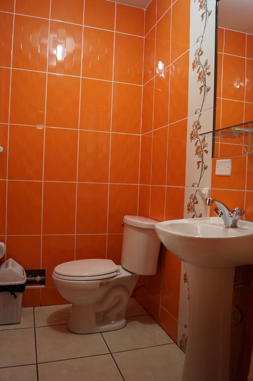Hotel Los Gladiolos كاخاماركا المظهر الخارجي الصورة