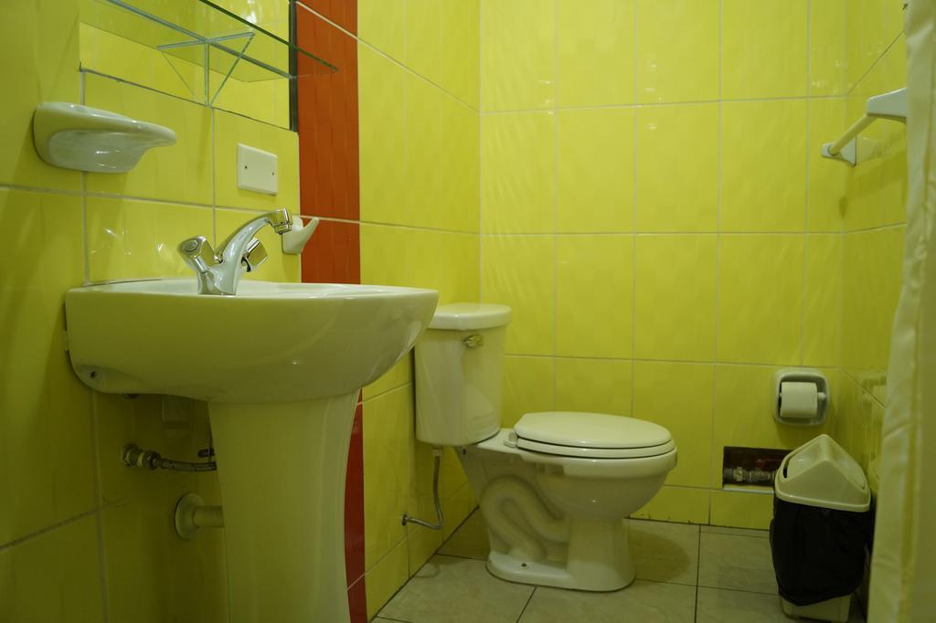 Hotel Los Gladiolos كاخاماركا المظهر الخارجي الصورة
