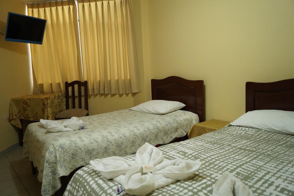 Hotel Los Gladiolos كاخاماركا المظهر الخارجي الصورة