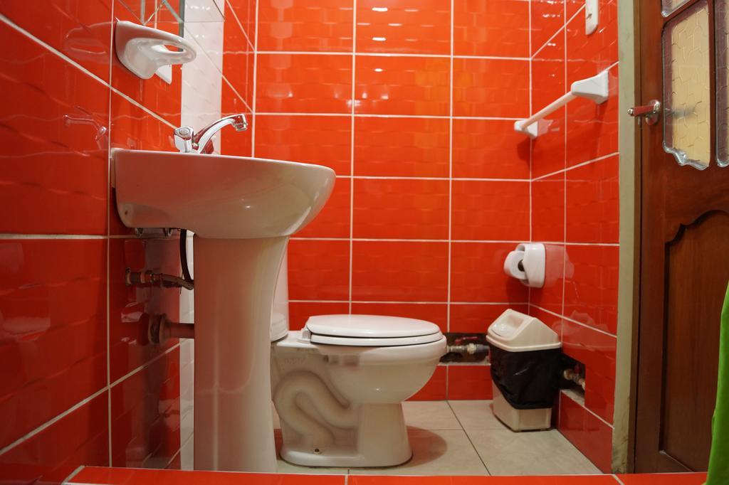 Hotel Los Gladiolos كاخاماركا المظهر الخارجي الصورة