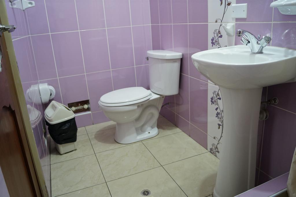 Hotel Los Gladiolos كاخاماركا المظهر الخارجي الصورة
