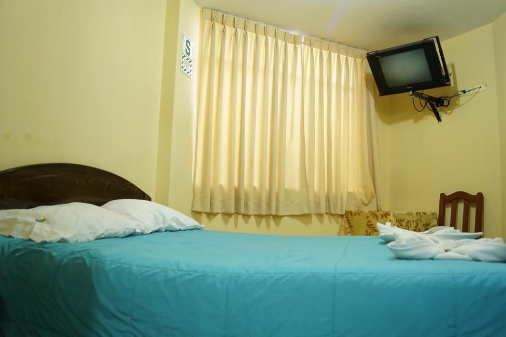 Hotel Los Gladiolos كاخاماركا الغرفة الصورة