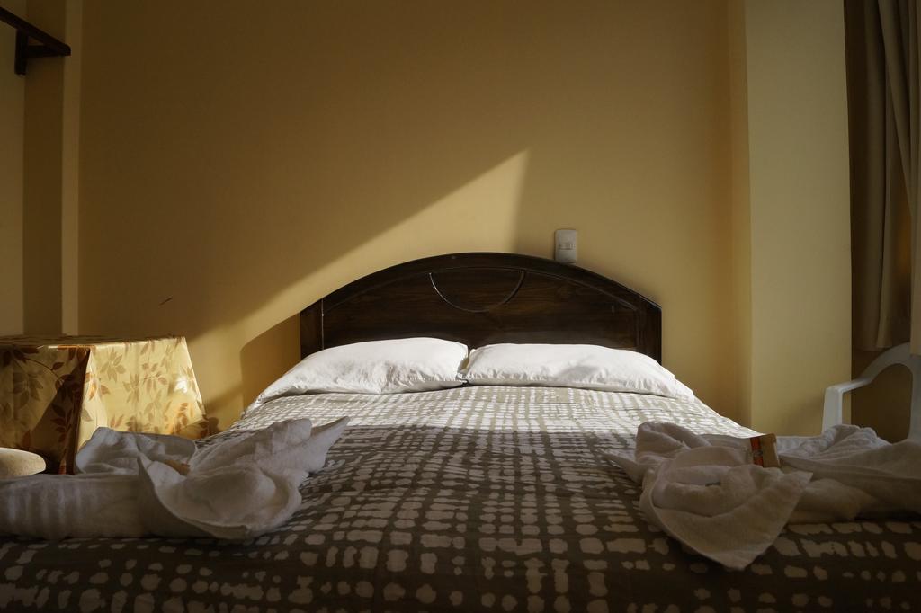 Hotel Los Gladiolos كاخاماركا الغرفة الصورة