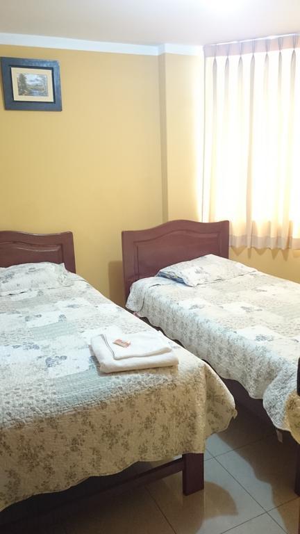 Hotel Los Gladiolos كاخاماركا الغرفة الصورة
