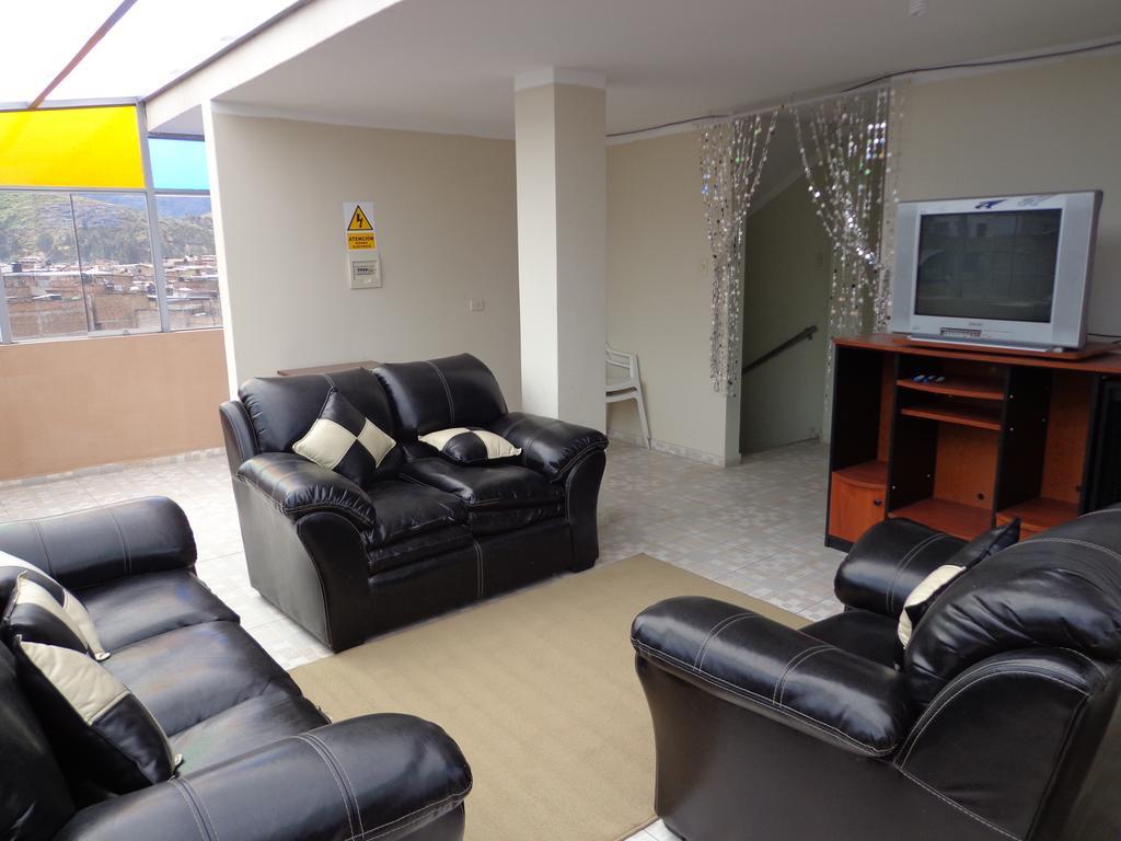 Hotel Los Gladiolos كاخاماركا المظهر الخارجي الصورة