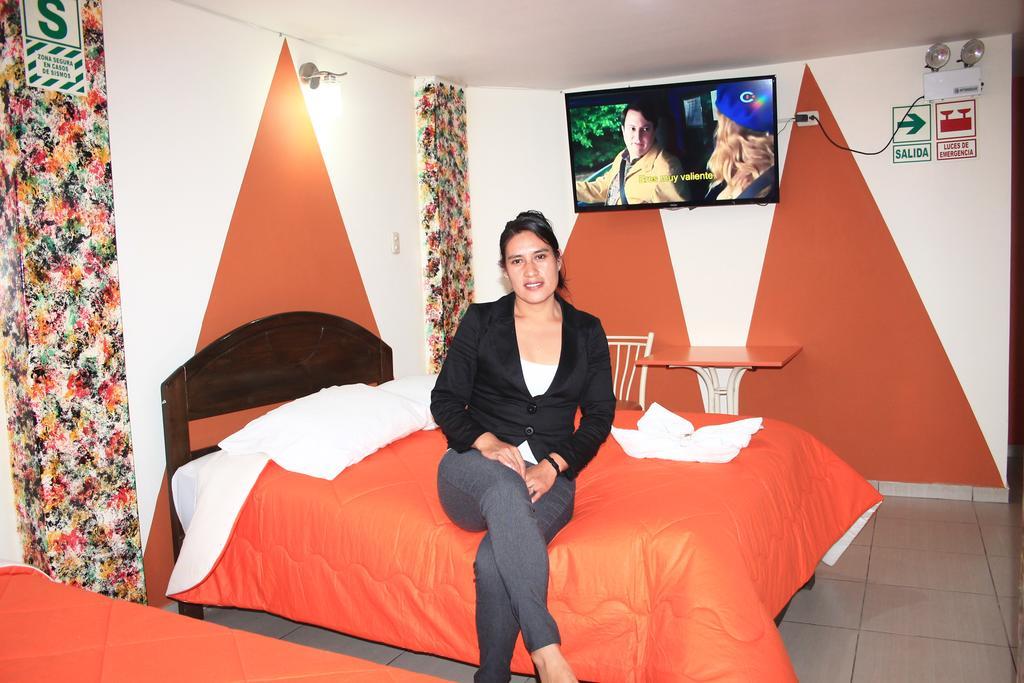 Hotel Los Gladiolos كاخاماركا المظهر الخارجي الصورة